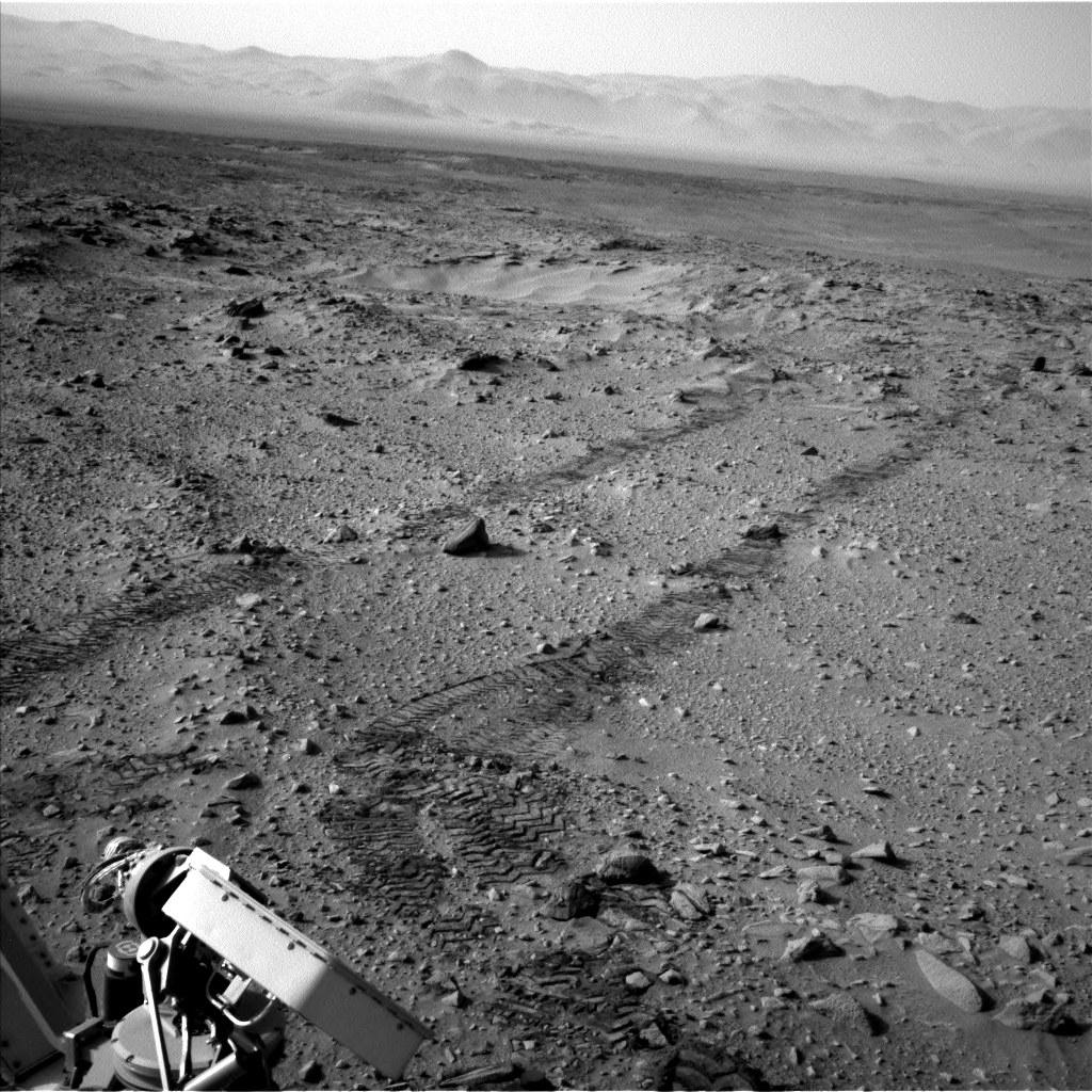Nasa's Mars rover Curiosity acquired this image using its Left Navigation Camera on Sol 705, at drive 0, site number 40