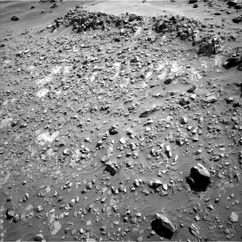 Nasa's Mars rover Curiosity acquired this image using its Left Navigation Camera on Sol 706, at drive 132, site number 40