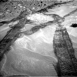 Nasa's Mars rover Curiosity acquired this image using its Left Navigation Camera on Sol 709, at drive 296, site number 40