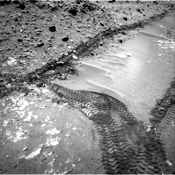 Nasa's Mars rover Curiosity acquired this image using its Right Navigation Camera on Sol 709, at drive 260, site number 40