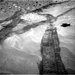 Nasa's Mars rover Curiosity acquired this image using its Right Navigation Camera on Sol 709, at drive 296, site number 40
