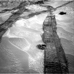 Nasa's Mars rover Curiosity acquired this image using its Right Navigation Camera on Sol 709, at drive 308, site number 40