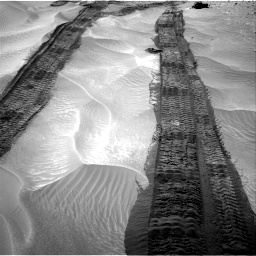 Nasa's Mars rover Curiosity acquired this image using its Right Navigation Camera on Sol 709, at drive 356, site number 40