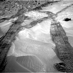 Nasa's Mars rover Curiosity acquired this image using its Left Navigation Camera on Sol 710, at drive 420, site number 40