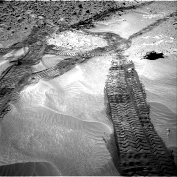 Nasa's Mars rover Curiosity acquired this image using its Right Navigation Camera on Sol 710, at drive 426, site number 40