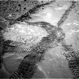 Nasa's Mars rover Curiosity acquired this image using its Left Navigation Camera on Sol 711, at drive 498, site number 40