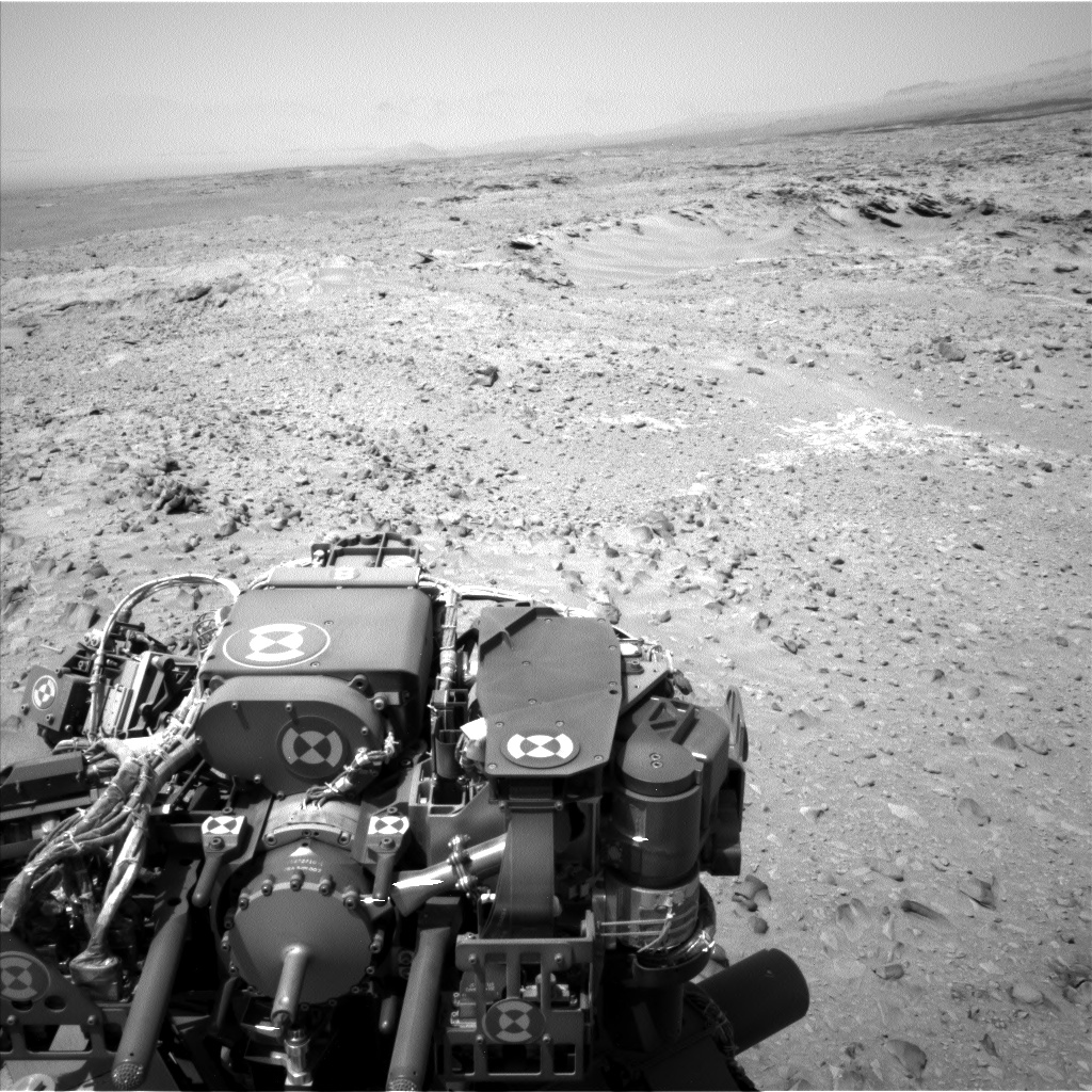 Nasa's Mars rover Curiosity acquired this image using its Left Navigation Camera on Sol 717, at drive 1030, site number 40