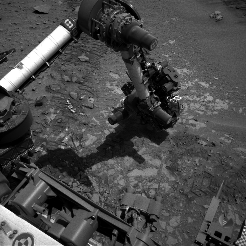 Nasa's Mars rover Curiosity acquired this image using its Left Navigation Camera on Sol 724, at drive 1378, site number 40