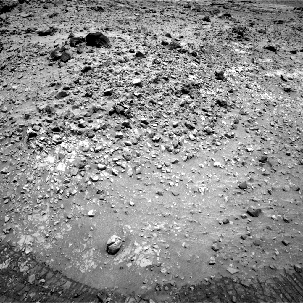 Nasa's Mars rover Curiosity acquired this image using its Right Navigation Camera on Sol 725, at drive 1378, site number 40