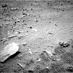 Nasa's Mars rover Curiosity acquired this image using its Left Navigation Camera on Sol 729, at drive 1570, site number 40
