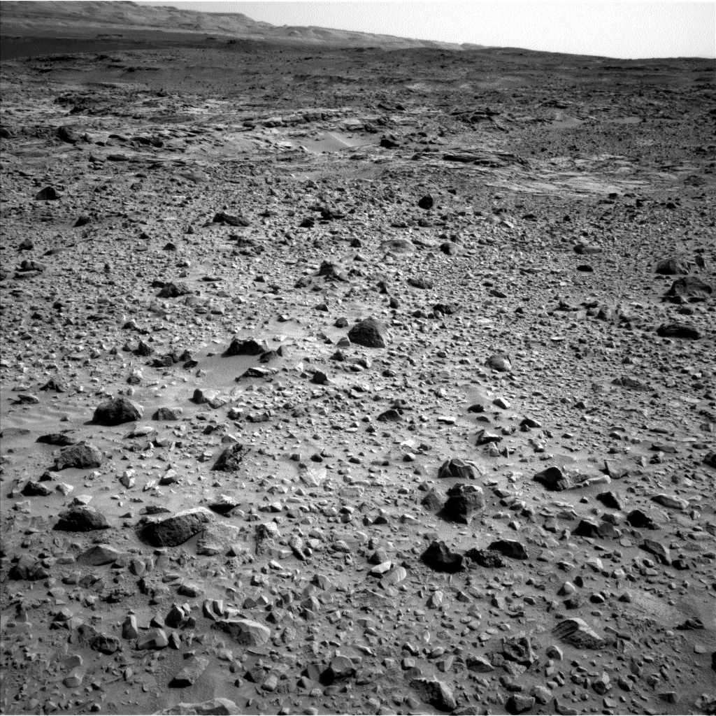 Nasa's Mars rover Curiosity acquired this image using its Left Navigation Camera on Sol 729, at drive 1850, site number 40