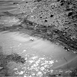 Nasa's Mars rover Curiosity acquired this image using its Right Navigation Camera on Sol 729, at drive 1408, site number 40