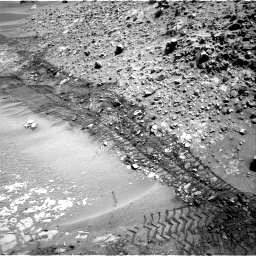 Nasa's Mars rover Curiosity acquired this image using its Right Navigation Camera on Sol 729, at drive 1414, site number 40