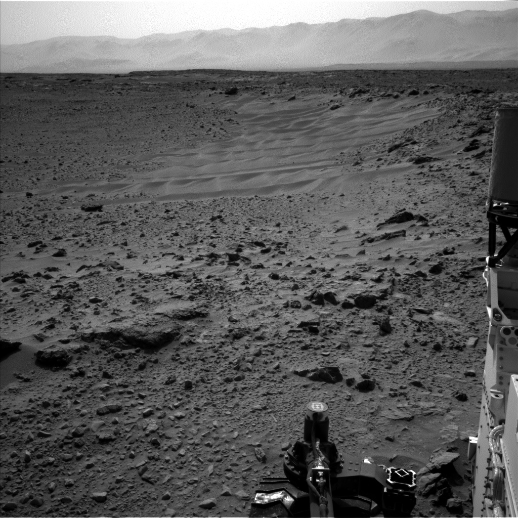 Nasa's Mars rover Curiosity acquired this image using its Left Navigation Camera on Sol 731, at drive 2040, site number 40