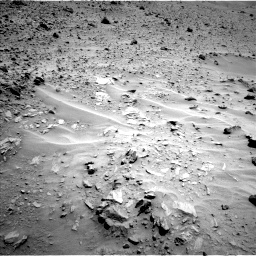 Nasa's Mars rover Curiosity acquired this image using its Left Navigation Camera on Sol 733, at drive 2070, site number 40