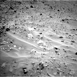 Nasa's Mars rover Curiosity acquired this image using its Left Navigation Camera on Sol 733, at drive 2076, site number 40