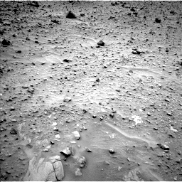 Nasa's Mars rover Curiosity acquired this image using its Left Navigation Camera on Sol 733, at drive 2106, site number 40