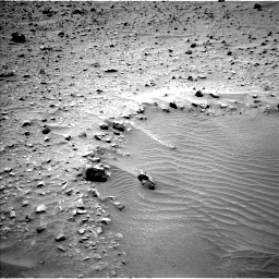 Nasa's Mars rover Curiosity acquired this image using its Left Navigation Camera on Sol 733, at drive 2148, site number 40
