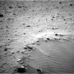 Nasa's Mars rover Curiosity acquired this image using its Left Navigation Camera on Sol 733, at drive 2154, site number 40