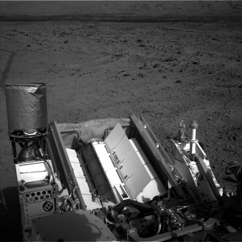 Nasa's Mars rover Curiosity acquired this image using its Left Navigation Camera on Sol 733, at drive 0, site number 41