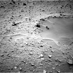 Nasa's Mars rover Curiosity acquired this image using its Right Navigation Camera on Sol 733, at drive 2130, site number 40