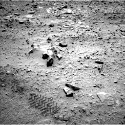 Nasa's Mars rover Curiosity acquired this image using its Left Navigation Camera on Sol 735, at drive 204, site number 41