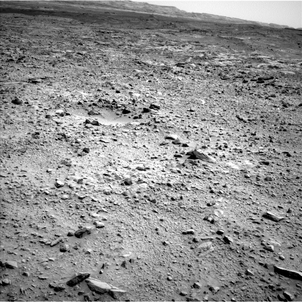 Nasa's Mars rover Curiosity acquired this image using its Left Navigation Camera on Sol 735, at drive 322, site number 41