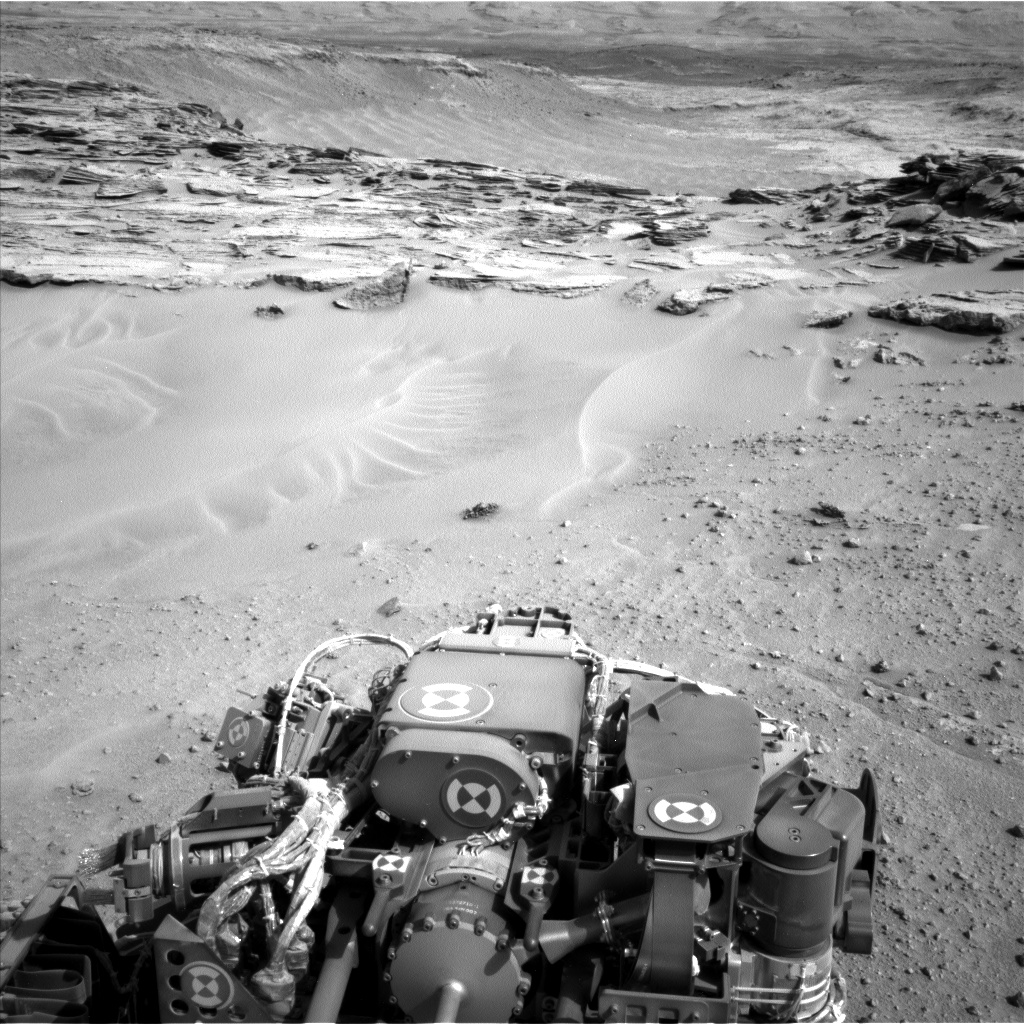 Nasa's Mars rover Curiosity acquired this image using its Left Navigation Camera on Sol 747, at drive 0, site number 42