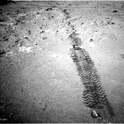Nasa's Mars rover Curiosity acquired this image using its Left Navigation Camera on Sol 751, at drive 288, site number 42
