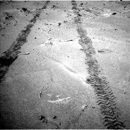 Nasa's Mars rover Curiosity acquired this image using its Left Navigation Camera on Sol 751, at drive 366, site number 42