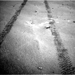 Nasa's Mars rover Curiosity acquired this image using its Left Navigation Camera on Sol 751, at drive 408, site number 42