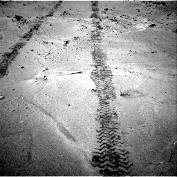 Nasa's Mars rover Curiosity acquired this image using its Right Navigation Camera on Sol 751, at drive 360, site number 42