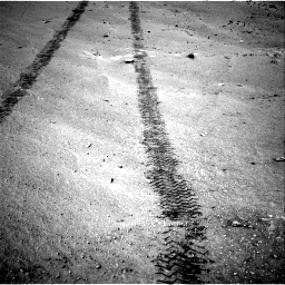 Nasa's Mars rover Curiosity acquired this image using its Right Navigation Camera on Sol 751, at drive 432, site number 42