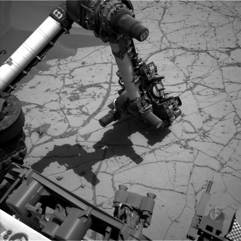 Nasa's Mars rover Curiosity acquired this image using its Left Navigation Camera on Sol 755, at drive 1020, site number 42