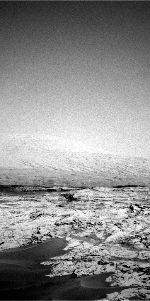 Nasa's Mars rover Curiosity acquired this image using its Left Navigation Camera on Sol 762, at drive 1020, site number 42
