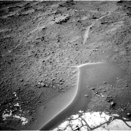 Nasa's Mars rover Curiosity acquired this image using its Left Navigation Camera on Sol 780, at drive 36, site number 43
