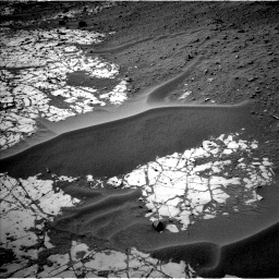 Nasa's Mars rover Curiosity acquired this image using its Left Navigation Camera on Sol 780, at drive 78, site number 43