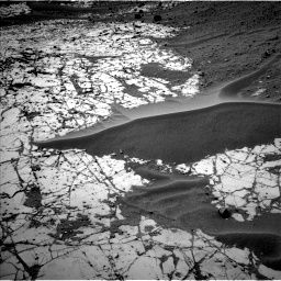 Nasa's Mars rover Curiosity acquired this image using its Left Navigation Camera on Sol 780, at drive 84, site number 43