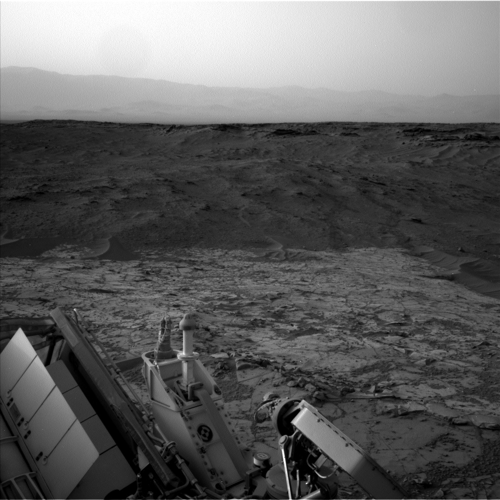 Nasa's Mars rover Curiosity acquired this image using its Left Navigation Camera on Sol 782, at drive 0, site number 44