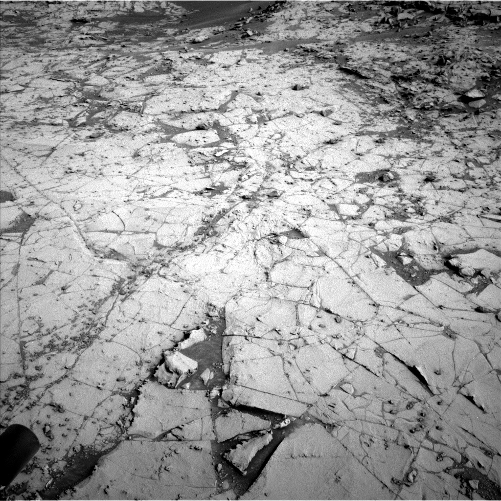 Nasa's Mars rover Curiosity acquired this image using its Left Navigation Camera on Sol 787, at drive 162, site number 44