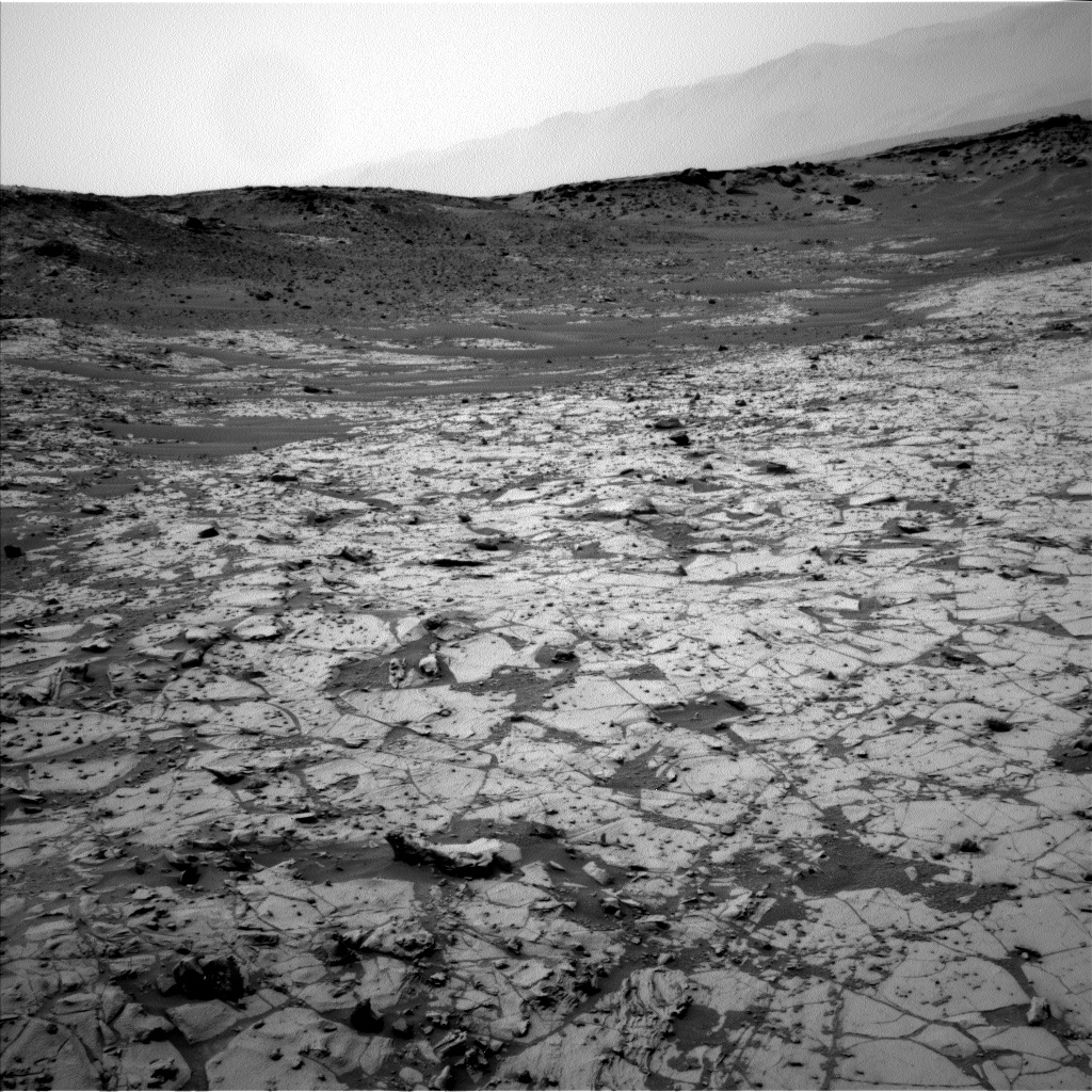 Nasa's Mars rover Curiosity acquired this image using its Left Navigation Camera on Sol 790, at drive 256, site number 44
