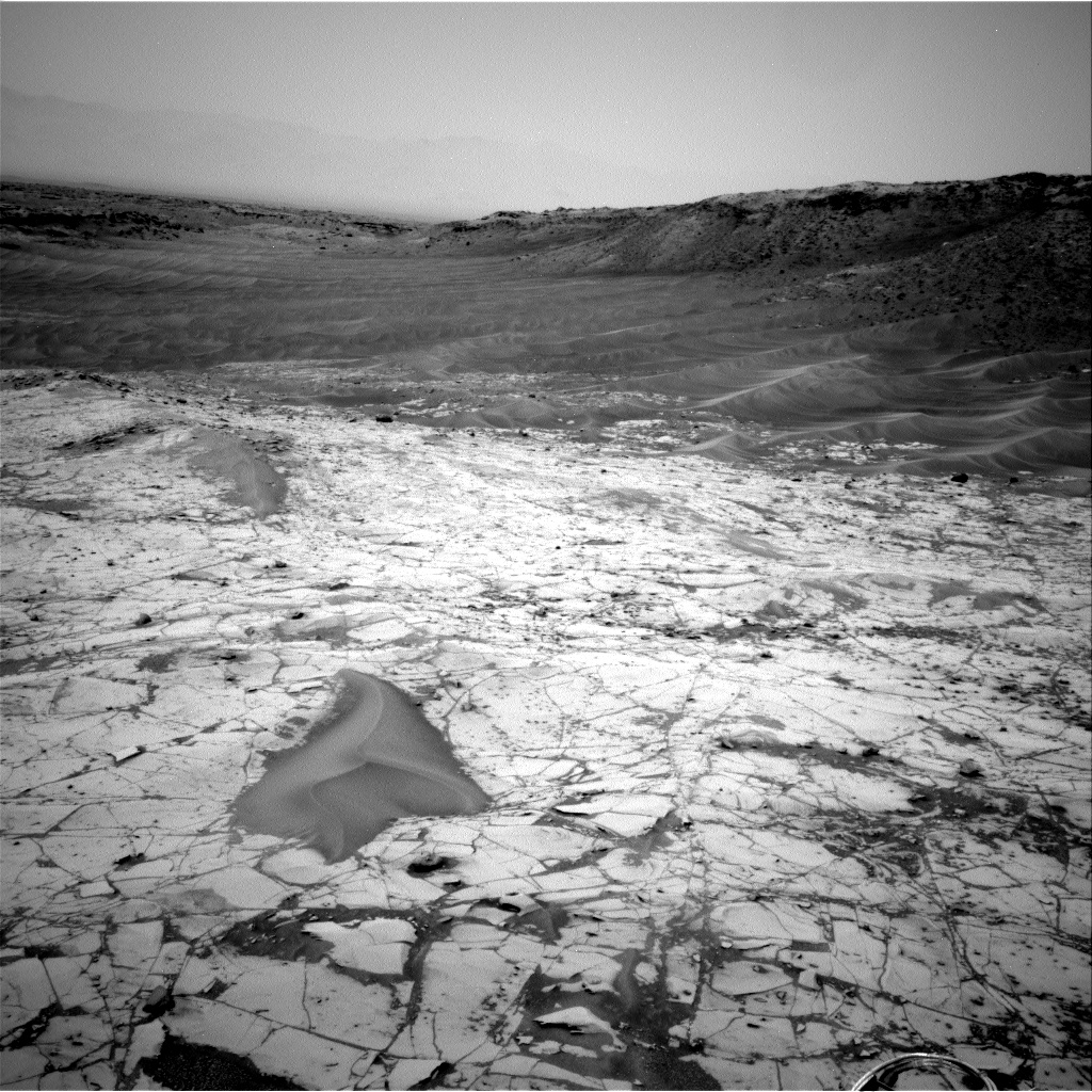 Nasa's Mars rover Curiosity acquired this image using its Right Navigation Camera on Sol 790, at drive 256, site number 44