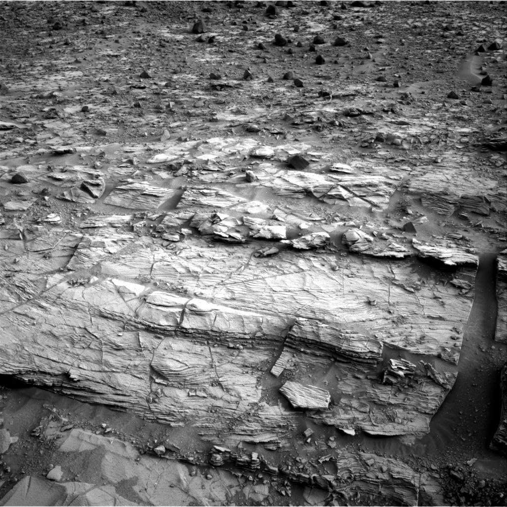 Nasa's Mars rover Curiosity acquired this image using its Right Navigation Camera on Sol 792, at drive 370, site number 44