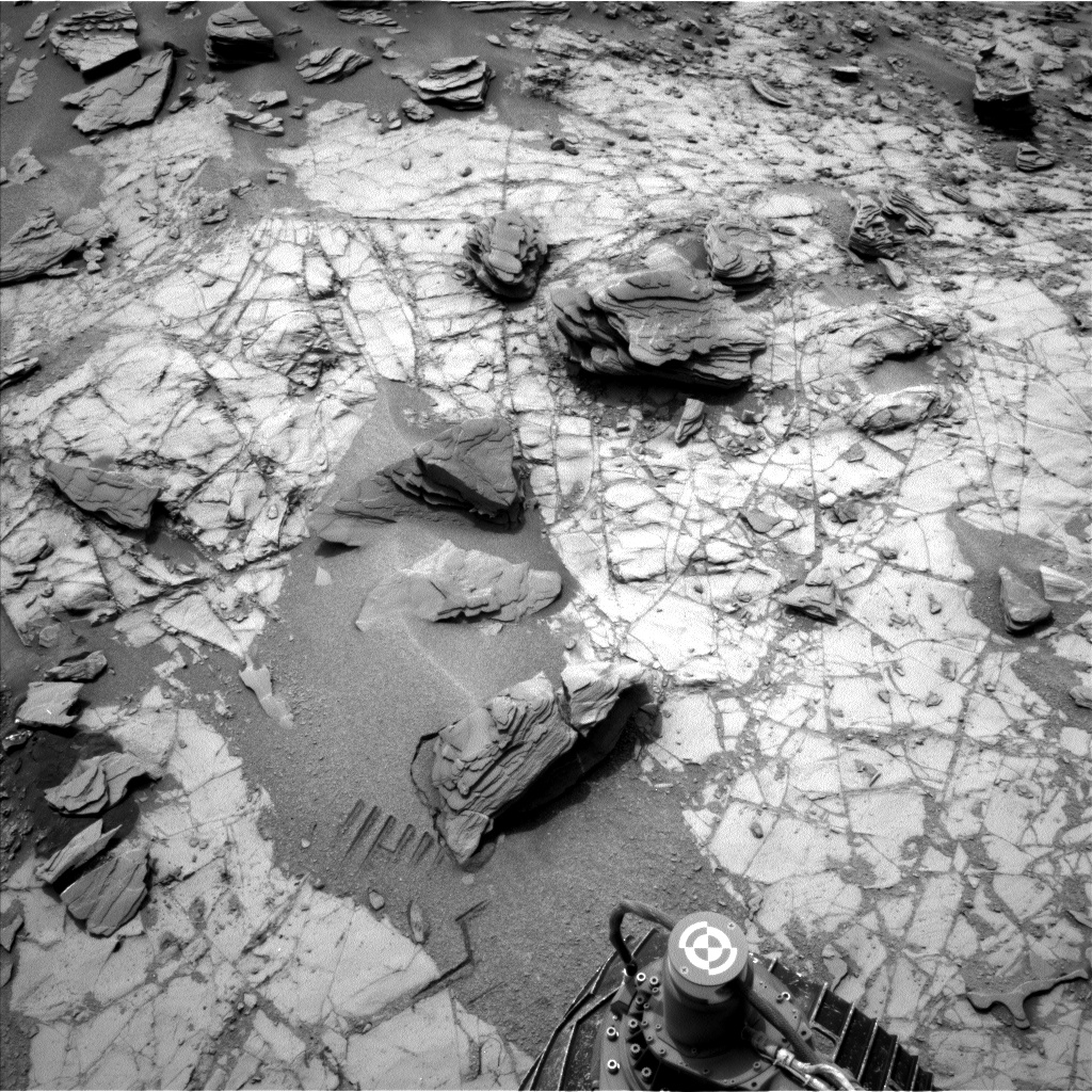 Nasa's Mars rover Curiosity acquired this image using its Left Navigation Camera on Sol 797, at drive 652, site number 44