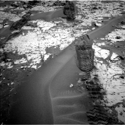 Nasa's Mars rover Curiosity acquired this image using its Left Navigation Camera on Sol 797, at drive 748, site number 44