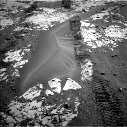 Nasa's Mars rover Curiosity acquired this image using its Left Navigation Camera on Sol 797, at drive 766, site number 44