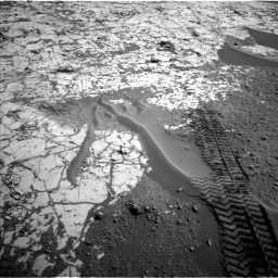 Nasa's Mars rover Curiosity acquired this image using its Left Navigation Camera on Sol 797, at drive 898, site number 44