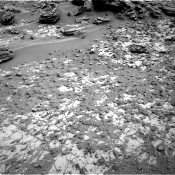 Nasa's Mars rover Curiosity acquired this image using its Right Navigation Camera on Sol 797, at drive 592, site number 44
