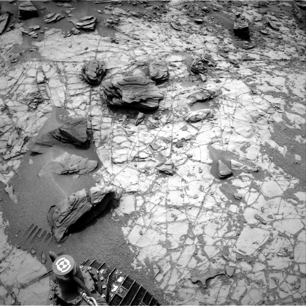 Nasa's Mars rover Curiosity acquired this image using its Right Navigation Camera on Sol 797, at drive 652, site number 44
