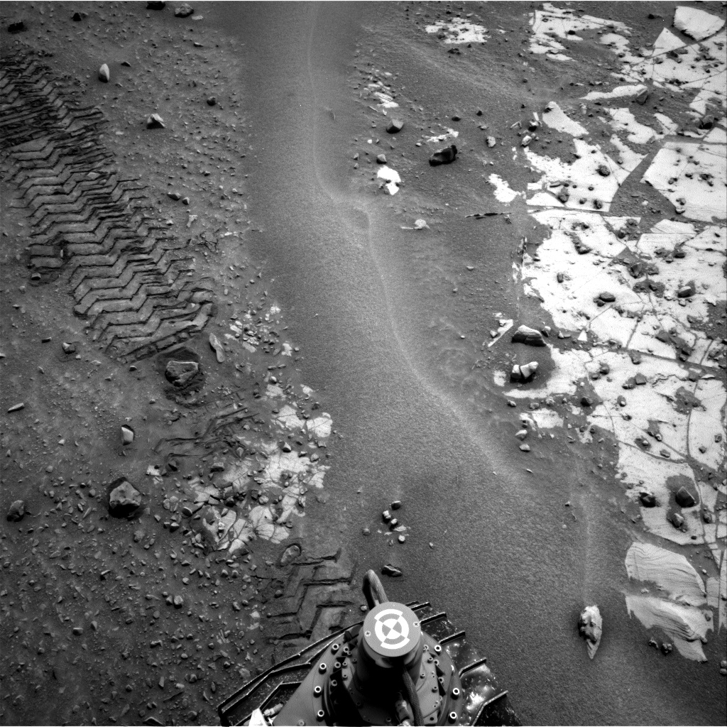 Nasa's Mars rover Curiosity acquired this image using its Right Navigation Camera on Sol 797, at drive 772, site number 44